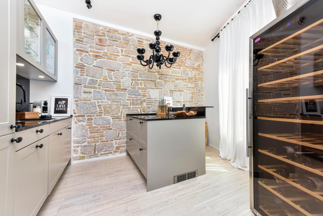 Luxury Apartment Sunce Ровінь Екстер'єр фото