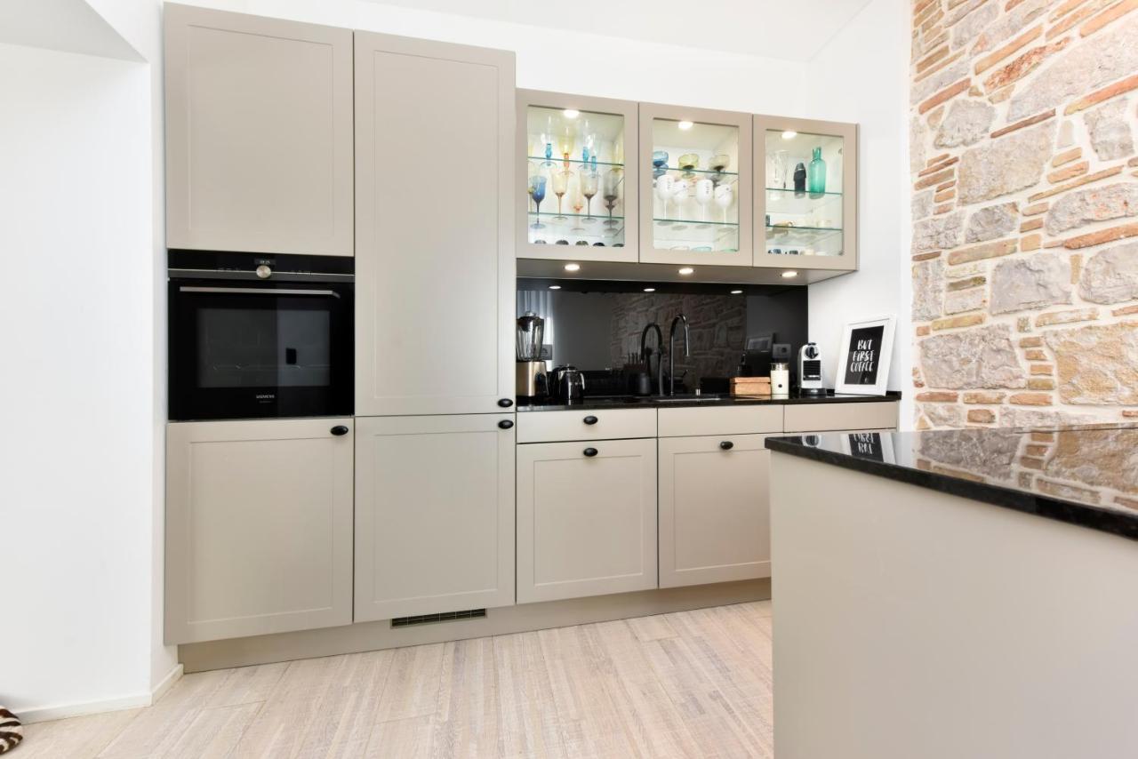 Luxury Apartment Sunce Ровінь Екстер'єр фото